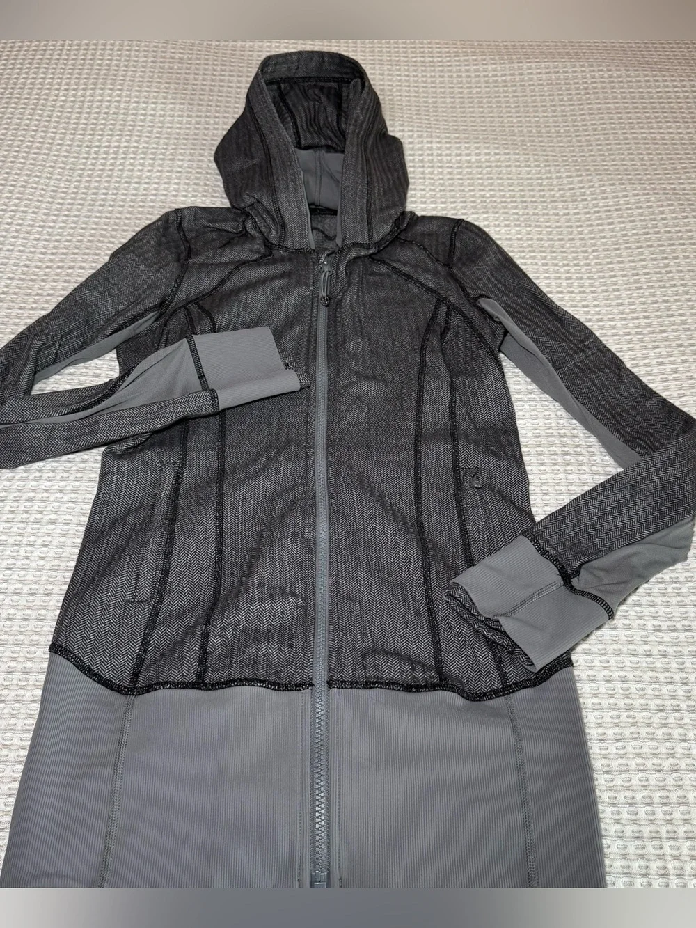 Lululemon Jacket Womens 6 Gray Daily Practice Hooded Full Zip Flecked Athletic